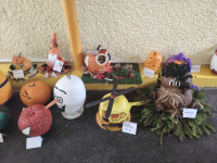 /album/v-spolupraci-s-rodicmi-deti-zhotovuju-strasidla-z-tekvic-a-plodov-jesene-tekvicove-kralovstvo/8e09ca56-7600-4da8-b8a7-368783631410-jpg/